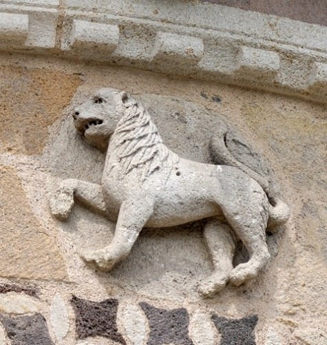 Sư Tử (23/7 - 22/8) Sư Tử nên biết đâu là ưu tiên trong ngày hôm nay nhé, khi mà có quá nhiều chuyện cần phải làm. Sẽ là một ngày tương đối vất vả, nhưng nếu cố gắng và nỗ lực hết mình thì sẽ gặt hái được nhiều kết quả tích cực. Ngoài ra, sức khỏe của bản thân cũng cần được chú ý một chút. Hãy luôn chọn những công việc vừa sức thôi nhé.