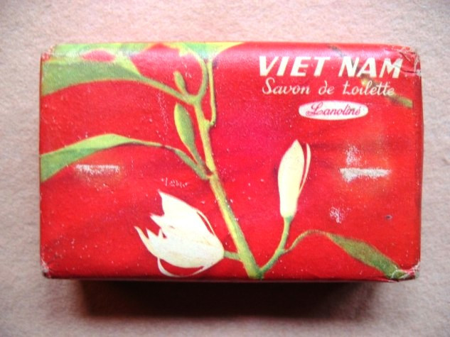 Một trong những thành công của ông đó là việc quảng bá sản phẩm, Trương Văn Bền là thương nhân khôn ngoan, ông luôn đi trước đón đầu. Nắm được vai trò quảng cáo trong việc giới thiệu và bán hàng nên ông luôn đẩy mạy các phương thức quảng cáo, giới thiệu sản phẩm của mình Một trong những thành công của ông đó là việc quảng bá sản phẩm, Trương Văn Bền là thương nhân khôn ngoan, ông luôn đi trước đón đầu. Nắm được vai trò quảng cáo trong việc giới thiệu và bán hàng nên ông luôn đẩy mạy các phương thức quảng cáo, giới thiệu sản phẩm của mình