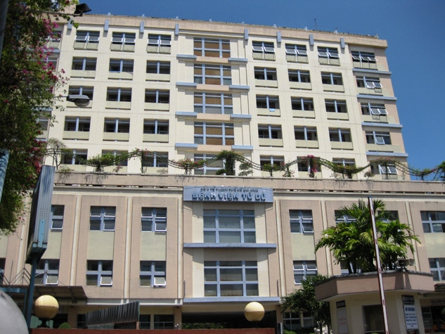 Có thể nói cơ ngơi rộng rãi như ngày nay của bệnh viện Từ Dũ có công rất lớn của thương nhân Hứa Bổn Hỏa Có thể nói cơ ngơi rộng rãi như ngày nay của bệnh viện Từ Dũ có công rất lớn của thương nhân Hứa Bổn Hỏa