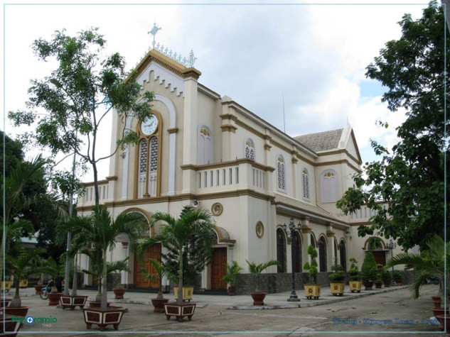 Nhà thờ Chí Hòa cũng được Huyện Sĩ bỏ tiền xây dựng Nhà thờ Chí Hòa cũng được Huyện Sĩ bỏ tiền xây dựng