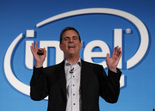 Gã khổng lồ bán dẫn Intel đang ghi điểm trước những sinh viên xuất sắc với mức lương cao chót vót 80.500 USD/năm (khoảng 1,69 tỷ đồng). Gã khổng lồ bán dẫn Intel đang ghi điểm trước những sinh viên xuất sắc với mức lương cao chót vót 80.500 USD/năm (khoảng 1,69 tỷ đồng).