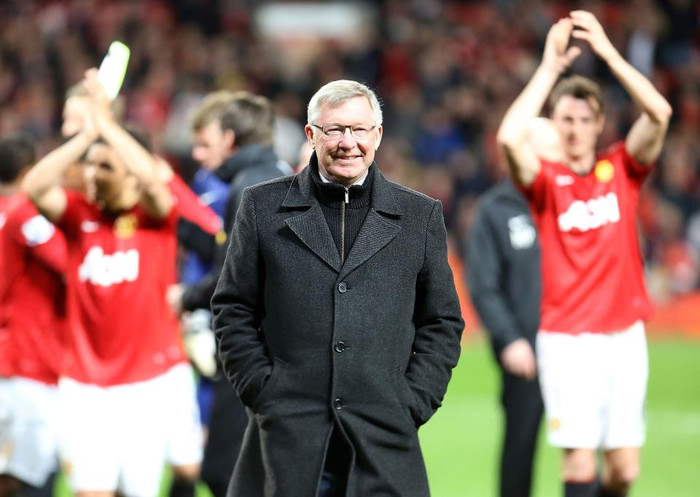 “Tôi đặc biệt gửi lời cảm ơn đến người hâm mộ. Sự ủng hộ tuyệt vời của đông đảo người hâm mộ đã tiếp thêm cho tôi rất nhiều tự tin để dẫn dắt đội bóng. Thực sự được dẫn dắt M.U là một vinh dự cũng như một đặc ân lớn với tôi.”