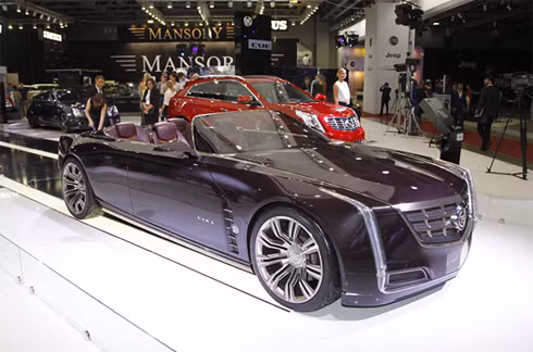 Cadillac Ciel concept trang bị động cơ công suất 425 mã lực, là phiên bản tăng áp turbin kép từ loại V6 dung tích 3,6 lít của GM với hệ thống phun nhiên liệu trực tiếp và được gia tăng sức mạnh từ hệ thống hybrid sử dụng pin Li-ion. Cadillac Ciel concept trang bị động cơ công suất 425 mã lực, là phiên bản tăng áp turbin kép từ loại V6 dung tích 3,6 lít của GM với hệ thống phun nhiên liệu trực tiếp và được gia tăng sức mạnh từ hệ thống hybrid sử dụng pin Li-ion.