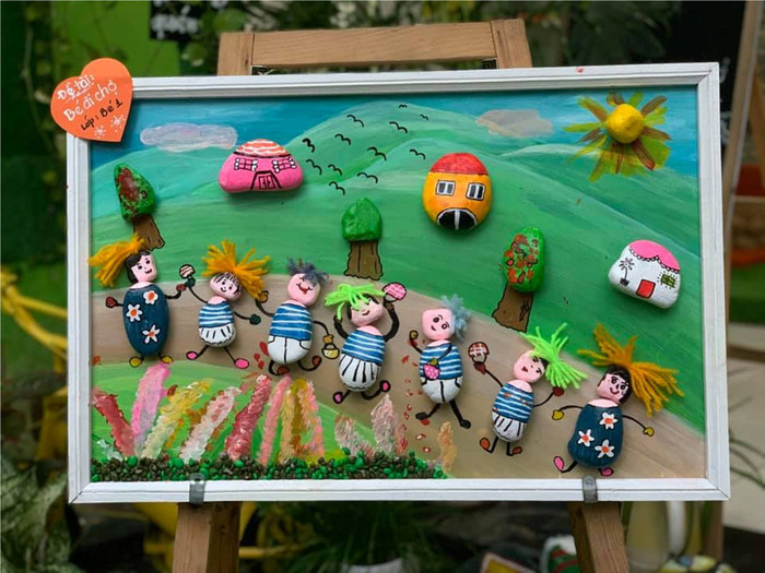 Những bức tranh thể hiện sự tư duy, sáng tạo của trẻ.