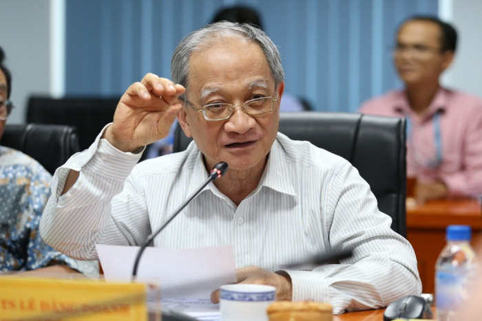 Tiến sĩ Lê Đăng Doanh, nguyên Viện trưởng Viện nghiên cứu và quản lý kinh tế Trung ương nêu quan điểm về việc bán cổ phần của BSR Tiến sĩ Lê Đăng Doanh, nguyên Viện trưởng Viện nghiên cứu và quản lý kinh tế Trung ương nêu quan điểm về việc bán cổ phần của BSR