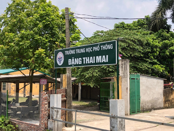 Đại diện trường Đặng Thai Mai mong được Sở Giáo dục có hướng dẫn cụ thể để nhà trường giải quyết dứt điểm một số hạn chế. Ảnh: Trung Dũng Đại diện trường Đặng Thai Mai mong được Sở Giáo dục có hướng dẫn cụ thể để nhà trường giải quyết dứt điểm một số hạn chế. Ảnh: Trung Dũng