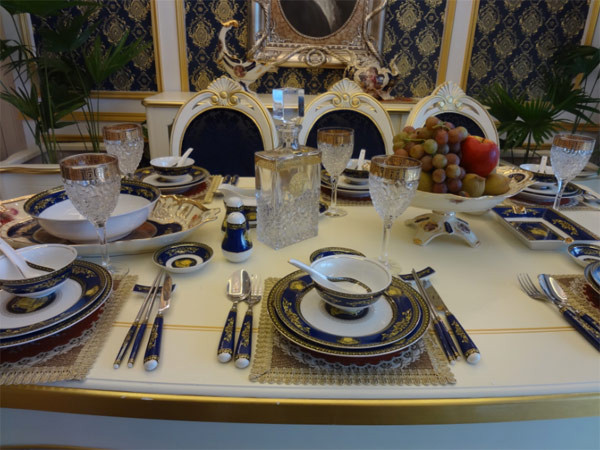 D’.Palais de Louis hướng đến các tiêu chí sang trọng và xa xỉ bậc nhất với các chi tiết nội thất và vật liệu hoàn thiện đắt giá cùng tiện nghi cao cấp, những tiện ích ưu việt dành riêng cho các chủ nhân xứng tầm. D’.Palais de Louis hướng đến các tiêu chí sang trọng và xa xỉ bậc nhất với các chi tiết nội thất và vật liệu hoàn thiện đắt giá cùng tiện nghi cao cấp, những tiện ích ưu việt dành riêng cho các chủ nhân xứng tầm.