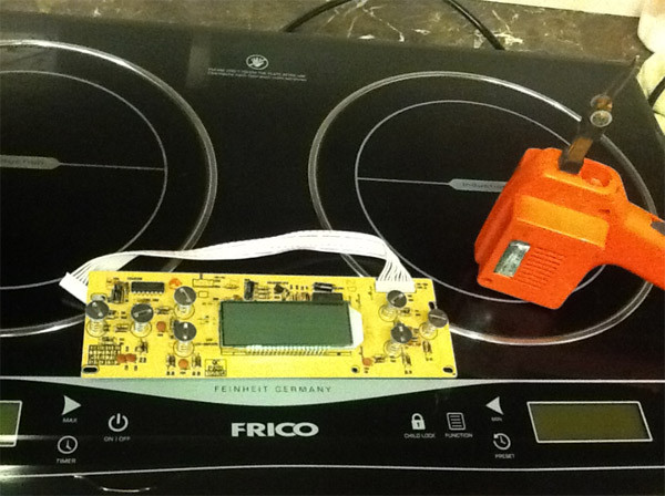 Là một hãng uy tín và nổi tiếng về tiếng trong lĩnh vực thiết bị bếp gia dụng, tuy nhiên, khi hỏi về chất lượng, ông Nguyễn Văn Trường, Giám đốc Công ty Frico cho biết: “Hàng điện tử không thể nói trước được”. Là một hãng uy tín và nổi tiếng về tiếng trong lĩnh vực thiết bị bếp gia dụng, tuy nhiên, khi hỏi về chất lượng, ông Nguyễn Văn Trường, Giám đốc Công ty Frico cho biết: “Hàng điện tử không thể nói trước được”.