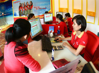 Kể từ ngày 10/01/2012 VietJetAir tăng chuyến bay lên 3 chuyến khứ hồi/ngày trên chặng TP HCM – Hà Nội. Kể từ ngày 10/01/2012 VietJetAir tăng chuyến bay lên 3 chuyến khứ hồi/ngày trên chặng TP HCM – Hà Nội.