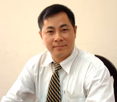 Chuyên gia kinh tế Đinh Thế Hiển: Ở các nước phát triển, các doanh nghiệp chỉ nợ vốn khoảng 50% trong khi đó, ở Việt Nam, nhiều doanh nghiệp vay vốn ngân hàng lên tới 70% tổng tài sản.