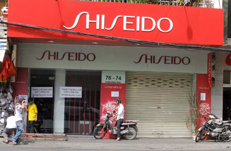 Shiseido chia tay đối tác Thủy Lộc, hàng loạt cửa hàng mỹ phẩm đóng cửa.