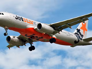 Vé máy bay được mở bán tại trang web www.jetstar.com, do hệ thống máy tính tự động phân phối trên các chuyến bay khởi hành trong giai đoạn từ 2/10 – 25/10/2012. Vé máy bay được mở bán tại trang web www.jetstar.com, do hệ thống máy tính tự động phân phối trên các chuyến bay khởi hành trong giai đoạn từ 2/10 – 25/10/2012.