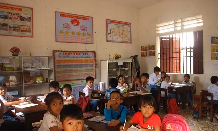 Lớp 2B, trường tiểu học Cẩm Huy, Cẩm Xuyên, Hà Tĩnh do cô Nguyễn Thị Thân làm chủ nhiệm (Ảnh: Lê Văn Vỵ)