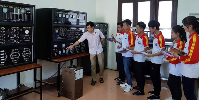 Sinh viên Trường Đại học Kỹ thuật Công nghiệp, Đại học Thái Nguyên (Ảnh: Website nhà trường). 118229911_2679553792305883_7833658633728816374_n.jpg