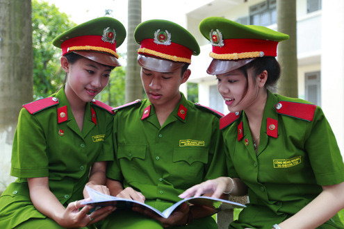 Chỉ tiêu các trường cao đẳng, trung cấp Công an nhân dân năm 2016 (Ảnh: giaoduc.net.vn) Chỉ tiêu các trường cao đẳng, trung cấp Công an nhân dân năm 2016 (Ảnh: giaoduc.net.vn)