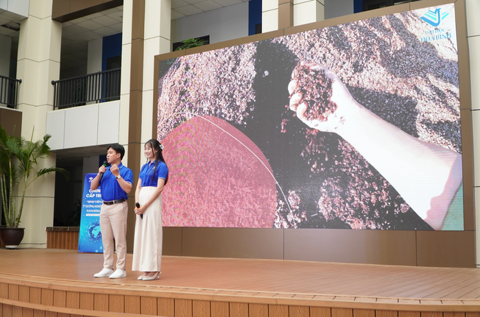 Cascara Delight: Khơi dậy Tiềm Năng Từ Vỏ Cà Phê của sinh viên Khoa Luật Cascara Delight: Khơi dậy Tiềm Năng Từ Vỏ Cà Phê của sinh viên Khoa Luật