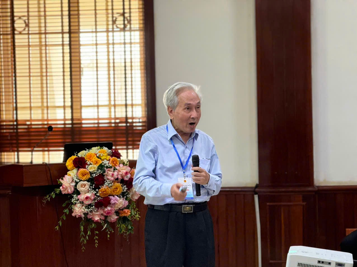 Phó giáo sư, Tiến sĩ Lê Đức Ngọc (Trường Đại học Giáo dục, Đại học Quốc gia Hà Nội)