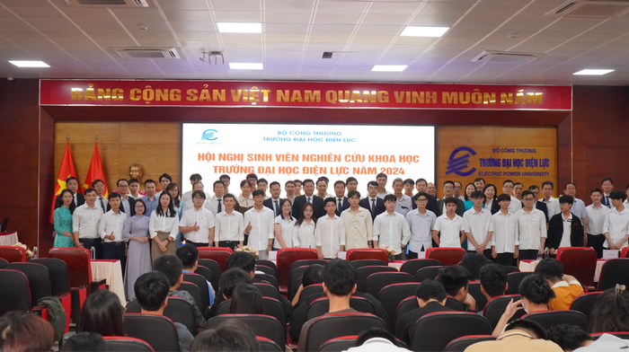 Trường Đại học Điện lực tổ chức Hội nghị Sinh viên nghiên cứu khoa học năm 2024. Ảnh: NTCC