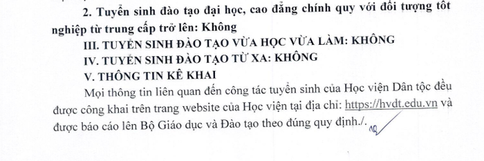 Cuối đề án tuyển sinh của Học viện Dân tộc không có ký xác nhận của thủ trưởng đơn vị và thông tin cán bộ kê khai. Ảnh chụp màn hình Cuối đề án tuyển sinh của Học viện Dân tộc không có ký xác nhận của thủ trưởng đơn vị và thông tin cán bộ kê khai. Ảnh chụp màn hình