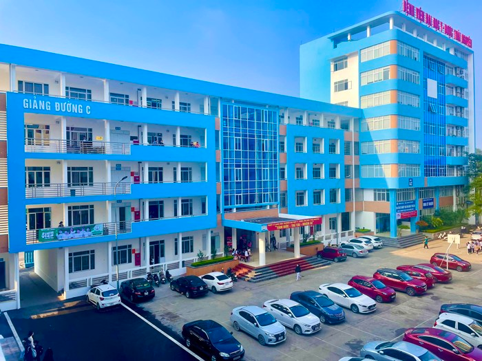 Một góc khuôn viên Trường Đại học Y Dược - Đại học Thái Nguyên. Ảnh: website nhà trường Một góc khuôn viên Trường Đại học Y Dược - Đại học Thái Nguyên. Ảnh: website nhà trường
