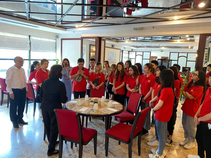 Sinh viên ngành Quản trị khách sạn, Trường Đại học Hòa Bình. Ảnh: NVCC Sinh viên ngành Quản trị khách sạn, Trường Đại học Hòa Bình. Ảnh: NVCC