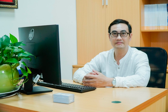 Tiến sĩ Nguyễn Thanh Liêm, Trưởng Khoa tiếng Trung Quốc, Trường Đại học Hòa Bình. Ảnh: NVCC Tiến sĩ Nguyễn Thanh Liêm, Trưởng Khoa tiếng Trung Quốc, Trường Đại học Hòa Bình. Ảnh: NVCC