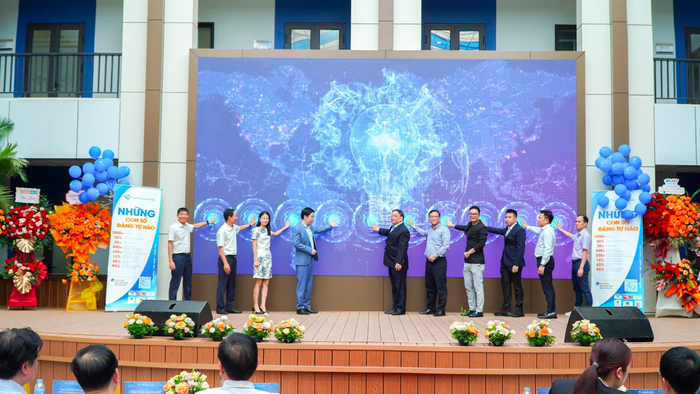 Lễ ký kết hợp tác giữa Trường Đại học Hòa Bình và các doanh nghiệp. Ảnh: NTCC Lễ ký kết hợp tác giữa Trường Đại học Hòa Bình và các doanh nghiệp. Ảnh: NTCC