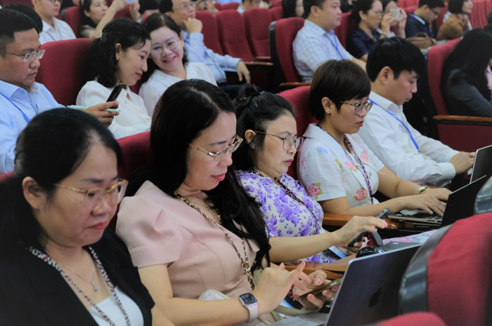 Các đại biểu tham dự Hội thảo quốc gia về khoa học giáo dục năm 2024. ed4b93bb-9c37-4d65-8d96-bf0c789f7cff (1).jpeg
