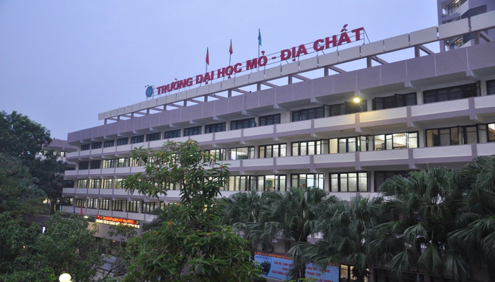 Nguồn ảnh: website Trường Đại học Mỏ-Địa chất Nguồn ảnh: website Trường Đại học Mỏ-Địa chất