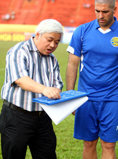 Hai đội bóng của bầu Kiên đứng trước nguy cơ giải thể. Ảnh: Kỳ Lân. Hai đội bóng của bầu Kiên đứng trước nguy cơ giải thể. Ảnh: Kỳ Lân.