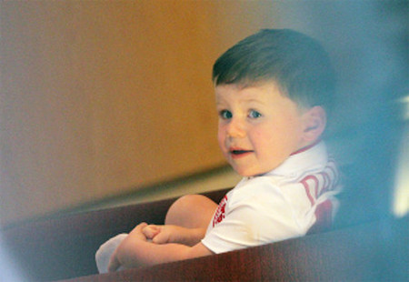 Nhìn giống Rooney chưa? Nhìn giống Rooney chưa?