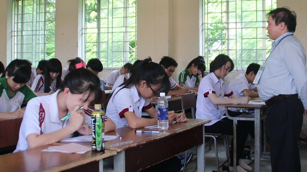 Dự kiến, cả nước có 70 cụm thi đại học, 50 cụm thi tốt nghiệp (Ảnh: thanhnien.com.vn) Dự kiến, cả nước có 70 cụm thi đại học, 50 cụm thi tốt nghiệp (Ảnh: thanhnien.com.vn)