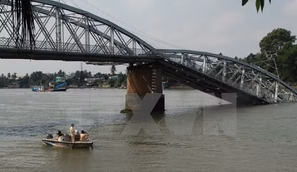 Sao nỡ tiếc một lời khen thưởng? ảnh 1