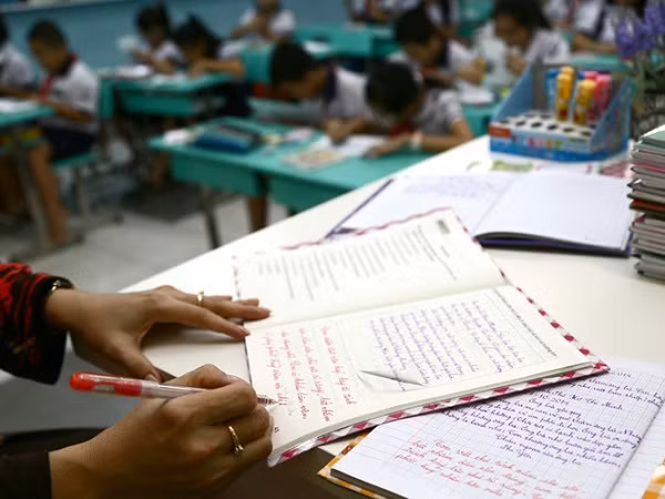 Ai cần sửa lỗi chính tả? ảnh 1 Ai cần sửa lỗi chính tả? ảnh 1