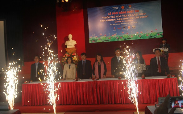 Phát động cuộc thi "Tuổi trẻ học tập và làm theo tấm gương đạo đức Hồ Chí Minh" ảnh 2 Phát động cuộc thi "Tuổi trẻ học tập và làm theo tấm gương đạo đức Hồ Chí Minh" ảnh 2