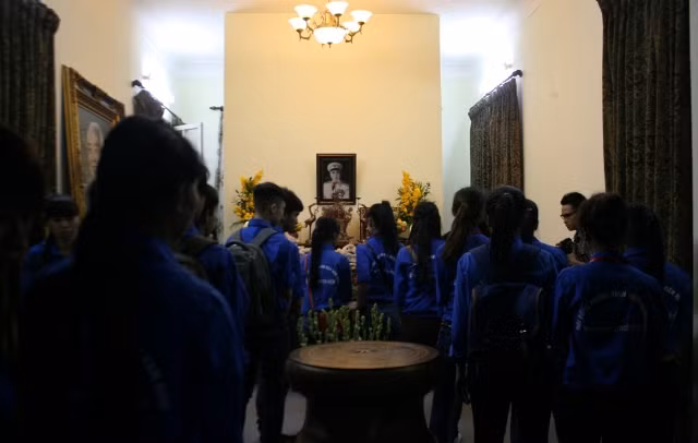 Sự ra đi của Đại tướng Võ Nguyên Giáp là mất mát vô cùng lớn lao của dân tộc. Sự ra đi của Đại tướng Võ Nguyên Giáp là mất mát vô cùng lớn lao của dân tộc.