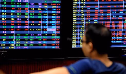 Chuyên gia giải mã 30 phút thót tim trên sàn chứng khoán ngày 26/2