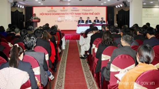 Cộng đồng người Việt Nam là một phần không thể tách rời của dân tộc Việt Nam (ảnh nguồn Cổng thông tin điện tử Bộ Công Thương). Cộng đồng người Việt Nam là một phần không thể tách rời của dân tộc Việt Nam (ảnh nguồn Cổng thông tin điện tử Bộ Công Thương).