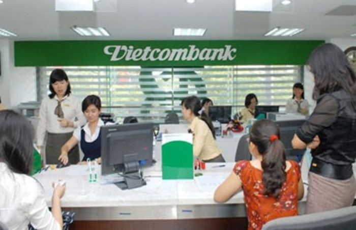 Ngân hàng Vietcombank đang cố gắng duy trì hoạt động bình thường chi nhánh ngân hàng tại Sóc Trăng. Ngân hàng Vietcombank đang cố gắng duy trì hoạt động bình thường chi nhánh ngân hàng tại Sóc Trăng.