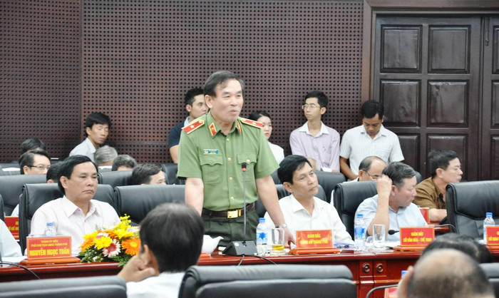 Giám đốc Công an Đà Nẵng nói về tình trạng cho vay nặng lãi, đòi nợ thuê. Giám đốc Công an Đà Nẵng nói về tình trạng cho vay nặng lãi, đòi nợ thuê.