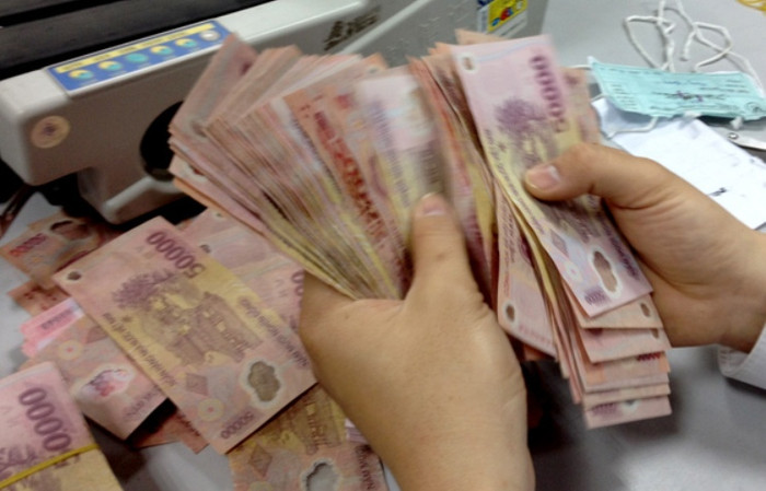 Mức thu nhập hàng trăm triệu mỗi năm giờ chỉ còn là dĩ vãng của nhân viên ngân hàng (ảnh minh họa) Mức thu nhập hàng trăm triệu mỗi năm giờ chỉ còn là dĩ vãng của nhân viên ngân hàng (ảnh minh họa)