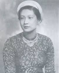 Nam Phương Hoàng hậu trong những ngày Cách mạng tháng 8 mới thành công ảnh 1 Nam Phương Hoàng hậu trong những ngày Cách mạng tháng 8 mới thành công ảnh 1