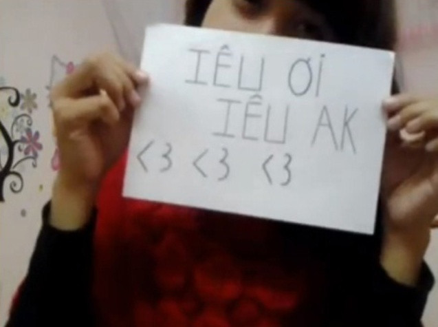 IÊU - tên người yêu của cô gái IÊU - tên người yêu của cô gái