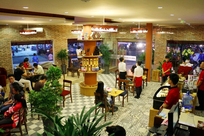 Một góc quán Cà phê Trung Nguyên Một góc quán Cà phê Trung Nguyên