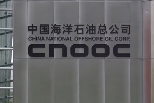 13. CNOOC Quốc gia: Trung Quốc Tài sản: 60 tỷ USD Doanh thu: 38 tỷ USD Lợi nhuận: 11 tỷ USD Dự trữ dầu: 3,19 tỷ thùng