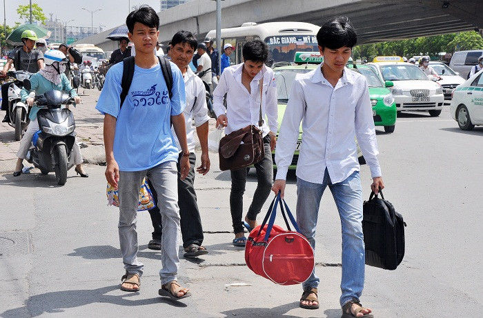 Đồ đạc cũng được mang theo về quê Đồ đạc cũng được mang theo về quê