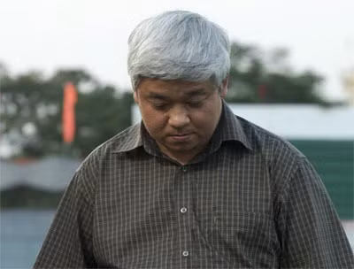 VFF đã quyết định đình chỉ mọi hoạt động liên quan đến bóng đá của bầu Kiên, phía CLB bóng đá Hà Nội và CLB Trẻ Hà Nội cũng phải nhanh chóng bố trí người thay thế ông bầu tóc bạc này làm việc cùng VFF.