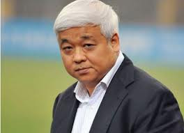 Trả lời báo Công an Nhân dân, Trung tướng Phan Văn Vĩnh, Tổng cục trưởng Cảnh sát phòng chống tội phạm, Trưởng ban chuyên án vụ bắt giữ bầu Kiên khẳng định, việc phạm tội của ông Nguyễn Đức Kiên và ông Lý Xuân Hải liên quan tới hai vụ án khác nhau. Cơ quan điều tra đang tiếp tục nhận được nhiều đơn khiếu nại, tố cáo về vi phạm của 2 bị can này. Theo Tướng Vĩnh, Cơ quan Cảnh sát điều tra Bộ Công an đã có văn bản thông báo khẳng định rõ việc khởi tố vụ án và khởi tố bị can đối với Nguyễn Đức Kiên là do vi phạm liên quan đến hoạt động của 3 doanh nghiệp do Nguyễn Đức Kiên làm Chủ tịch Hội đồng quản trị (Công ty cổ phần Đầu tư thương mại B&B, Công ty TNHH đầu tư tài chính Á Châu Hà Nội và Công ty cổ phần Đầu tư ACB Hà Nội). Trả lời báo Công an Nhân dân, Trung tướng Phan Văn Vĩnh, Tổng cục trưởng Cảnh sát phòng chống tội phạm, Trưởng ban chuyên án vụ bắt giữ bầu Kiên khẳng định, việc phạm tội của ông Nguyễn Đức Kiên và ông Lý Xuân Hải liên quan tới hai vụ án khác nhau. Cơ quan điều tra đang tiếp tục nhận được nhiều đơn khiếu nại, tố cáo về vi phạm của 2 bị can này. Theo Tướng Vĩnh, Cơ quan Cảnh sát điều tra Bộ Công an đã có văn bản thông báo khẳng định rõ việc khởi tố vụ án và khởi tố bị can đối với Nguyễn Đức Kiên là do vi phạm liên quan đến hoạt động của 3 doanh nghiệp do Nguyễn Đức Kiên làm Chủ tịch Hội đồng quản trị (Công ty cổ phần Đầu tư thương mại B&B, Công ty TNHH đầu tư tài chính Á Châu Hà Nội và Công ty cổ phần Đầu tư ACB Hà Nội).