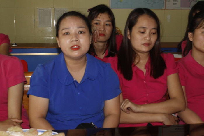 Cô giáo Trần Thị Thùy Dung luôn tin sẽ có ngày ngôi trường Tuổi thơ Thanh Chương được mở cửa trở lại (ảnh Trinh Phúc). Cô giáo Trần Thị Thùy Dung luôn tin sẽ có ngày ngôi trường Tuổi thơ Thanh Chương được mở cửa trở lại (ảnh Trinh Phúc).