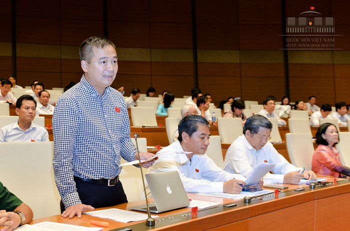 Đại biểu Quốc hội Nguyễn Lân Hiếu đoàn An Giang (ảnh nguồn quochoi.vn). Đại biểu Quốc hội Nguyễn Lân Hiếu đoàn An Giang (ảnh nguồn quochoi.vn).